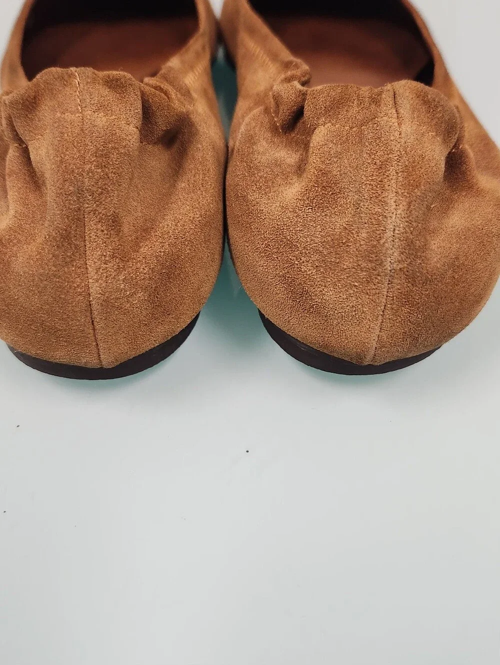 Tory Burch Tan Suede Reva Logo Ballet Flats Good  Conditions🥰😍